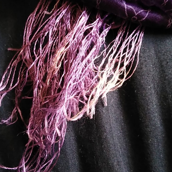 Vintage Scarf - Picture 2 of 2